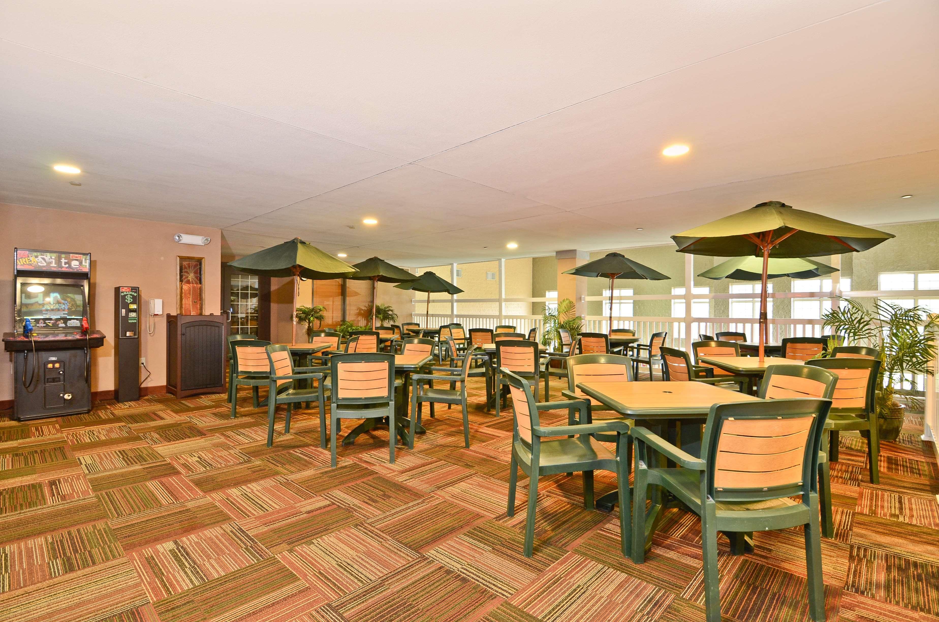Best Western Premier Bridgewood Hotel Resort Neenah Eksteriør bilde
