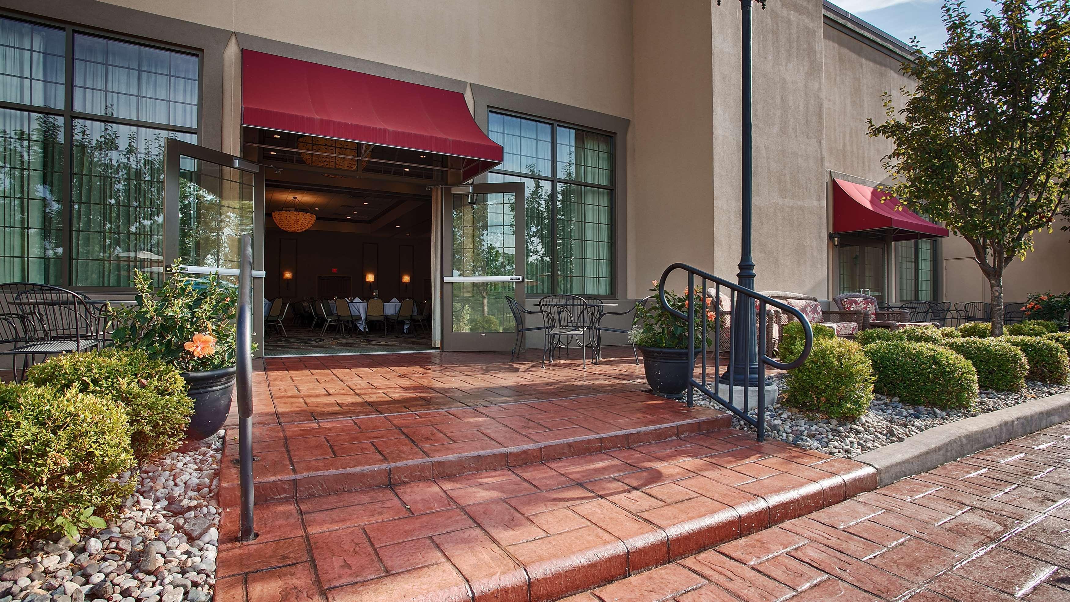 Best Western Premier Bridgewood Hotel Resort Neenah Eksteriør bilde