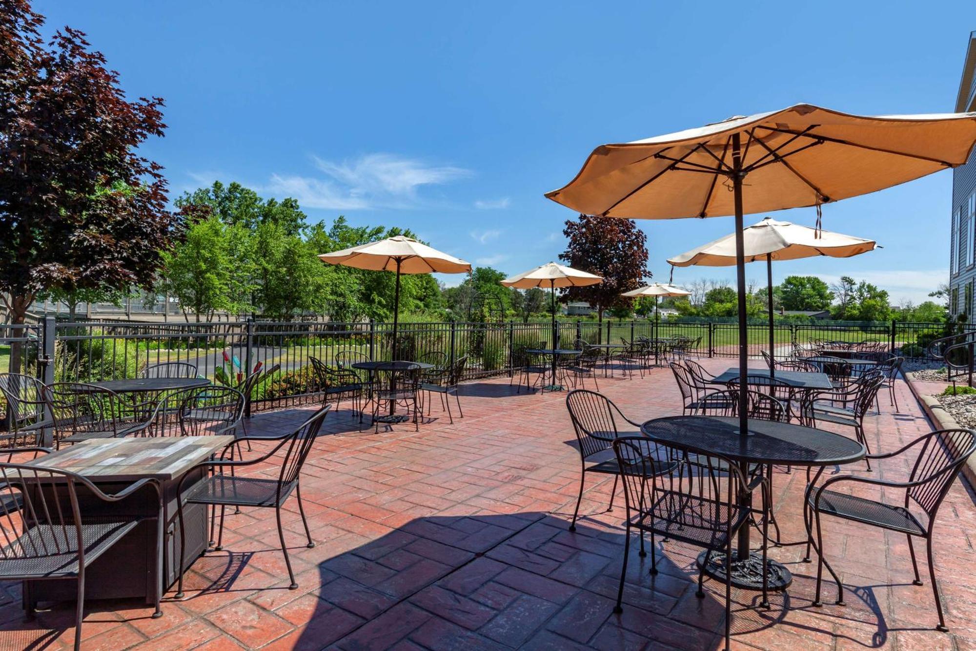 Best Western Premier Bridgewood Hotel Resort Neenah Eksteriør bilde