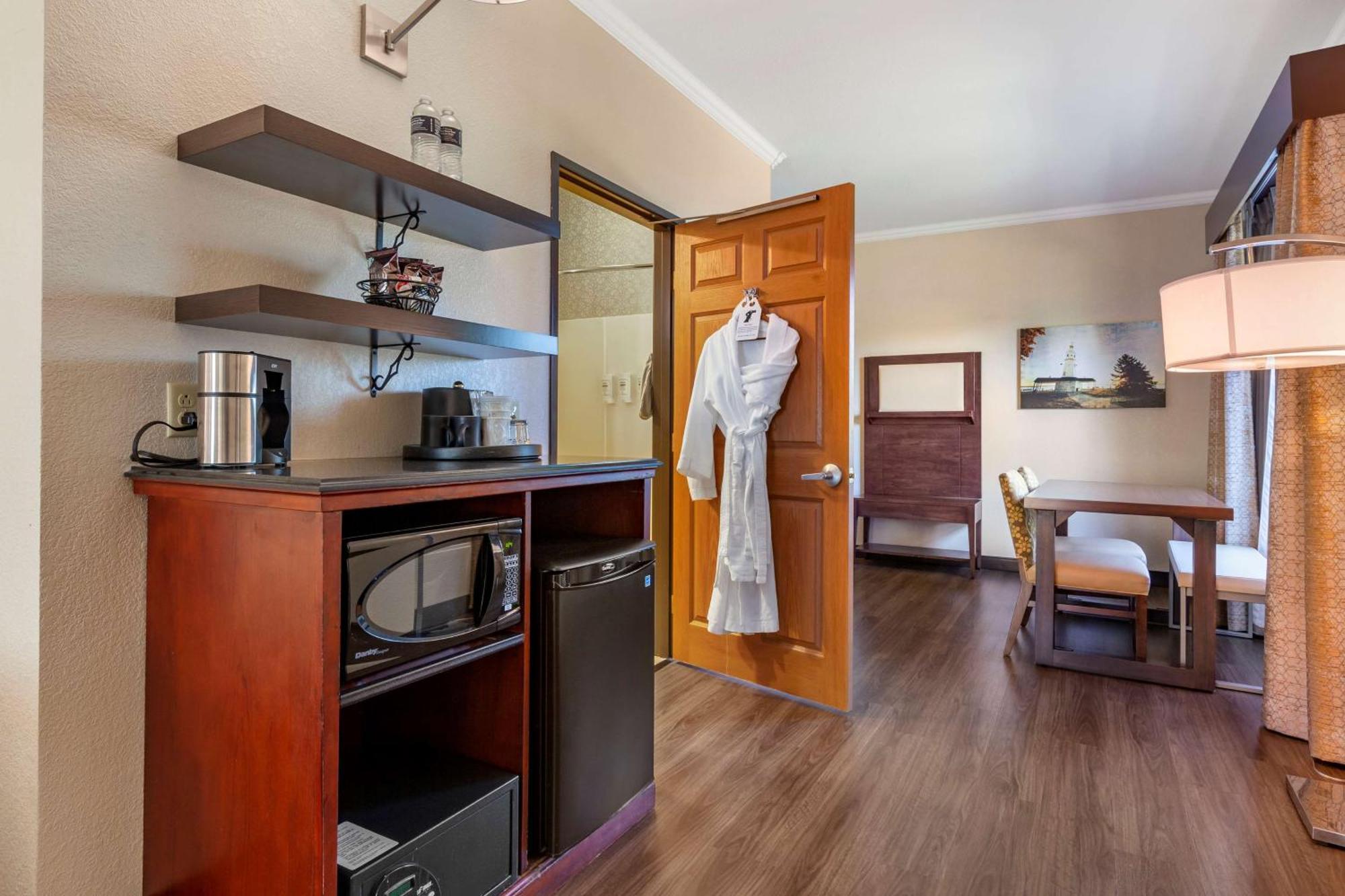 Best Western Premier Bridgewood Hotel Resort Neenah Eksteriør bilde